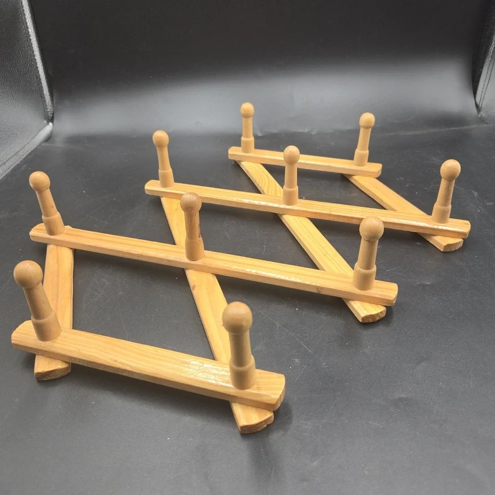 Vintage Hanging Expandable Wooden Accordion Peg Rack Mug Holder Coat Rack